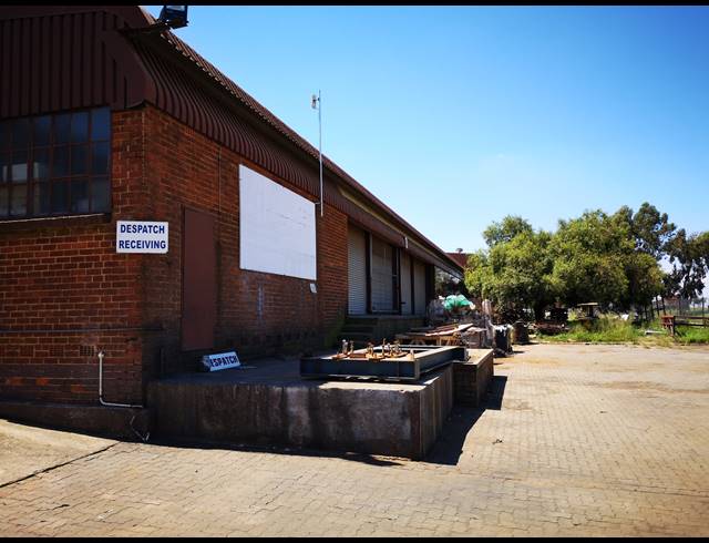 13,500M² WAREHOUSE TO LET IN ALRODE SOUTH